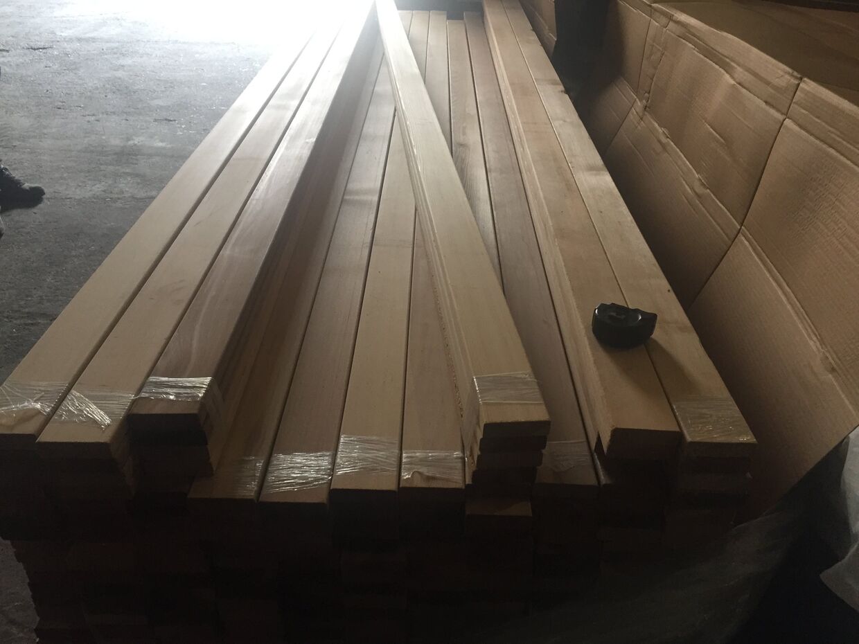 канадский красный кедр туя